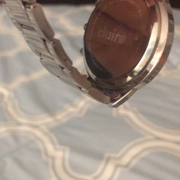 Claire’s wrist watch - Picture 3 of 3